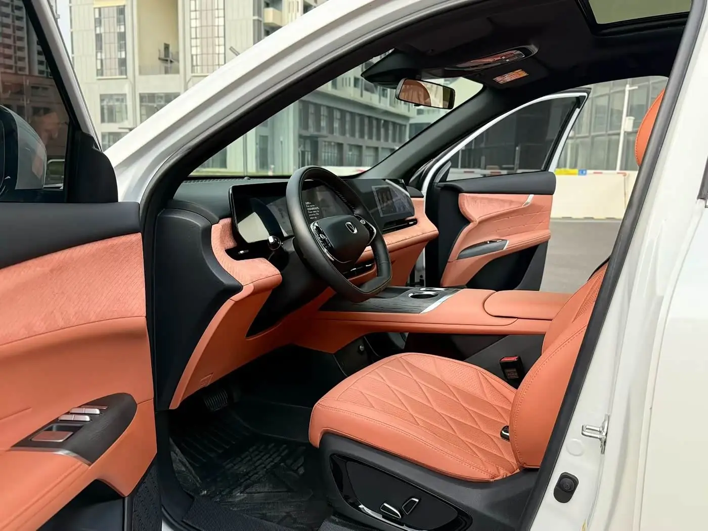 Changan CS75 PLUS 2025 — Фото 3/6