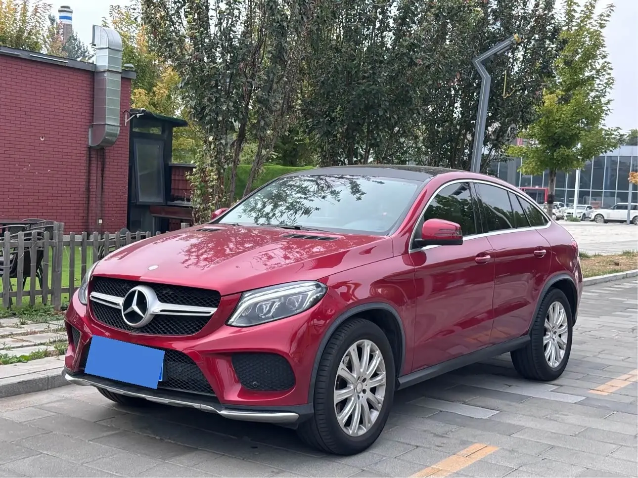 Mercedes-Benz GLE Coupe 2017 — Фото 1/18
