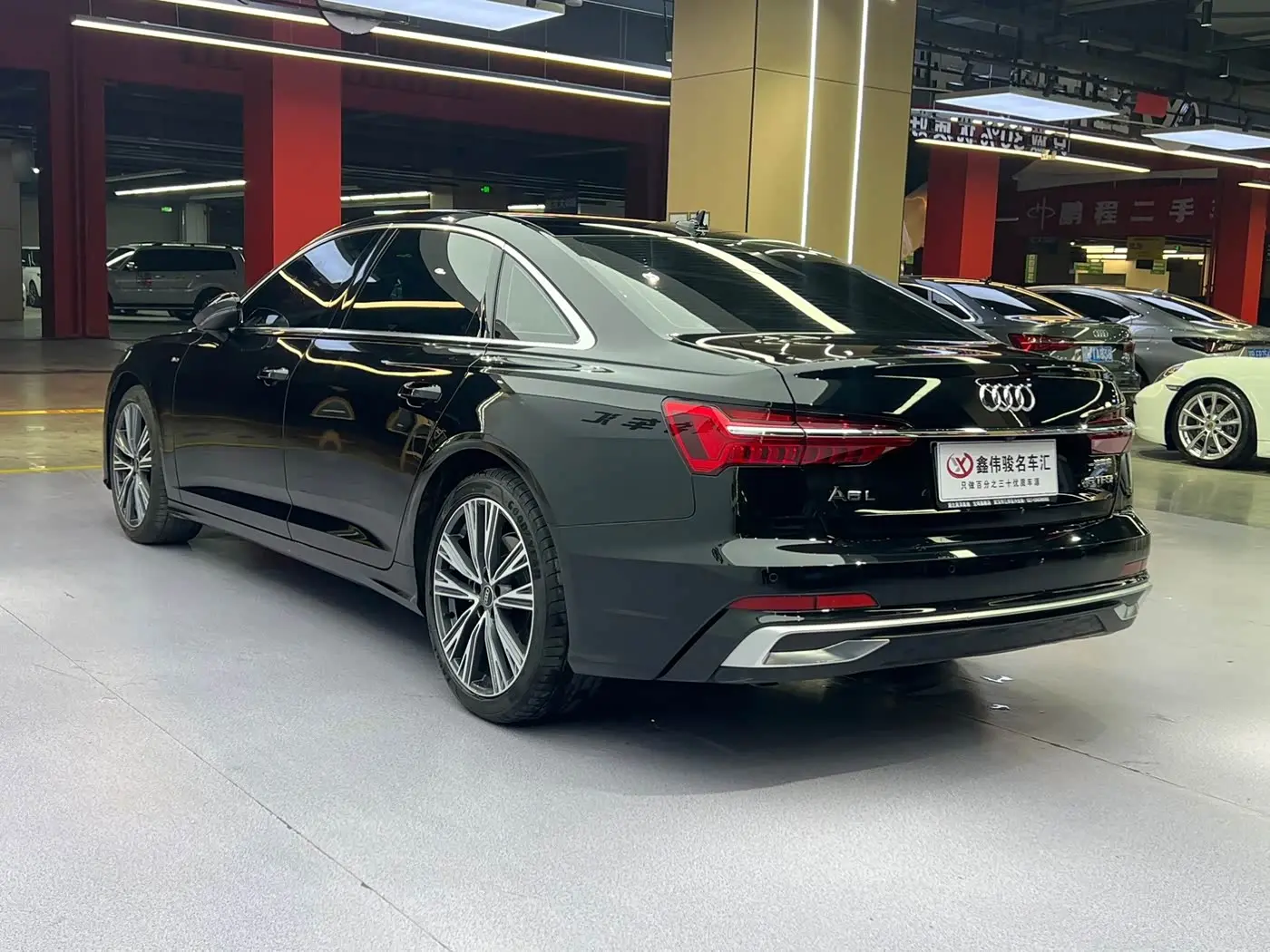 Audi A6L 2025 — Фото 17/17