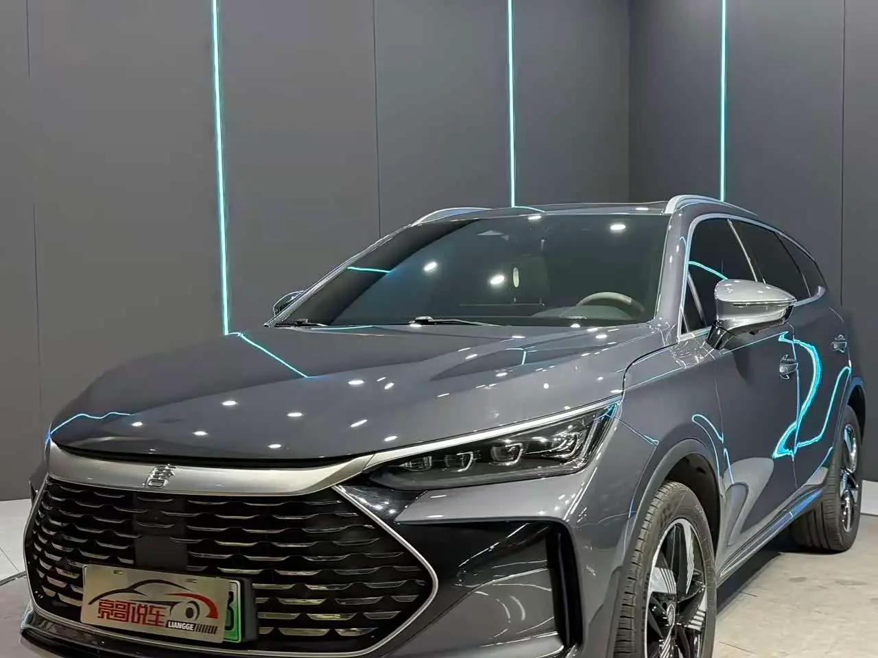 BYD Tang New Energy 2024 — Photo 1/12