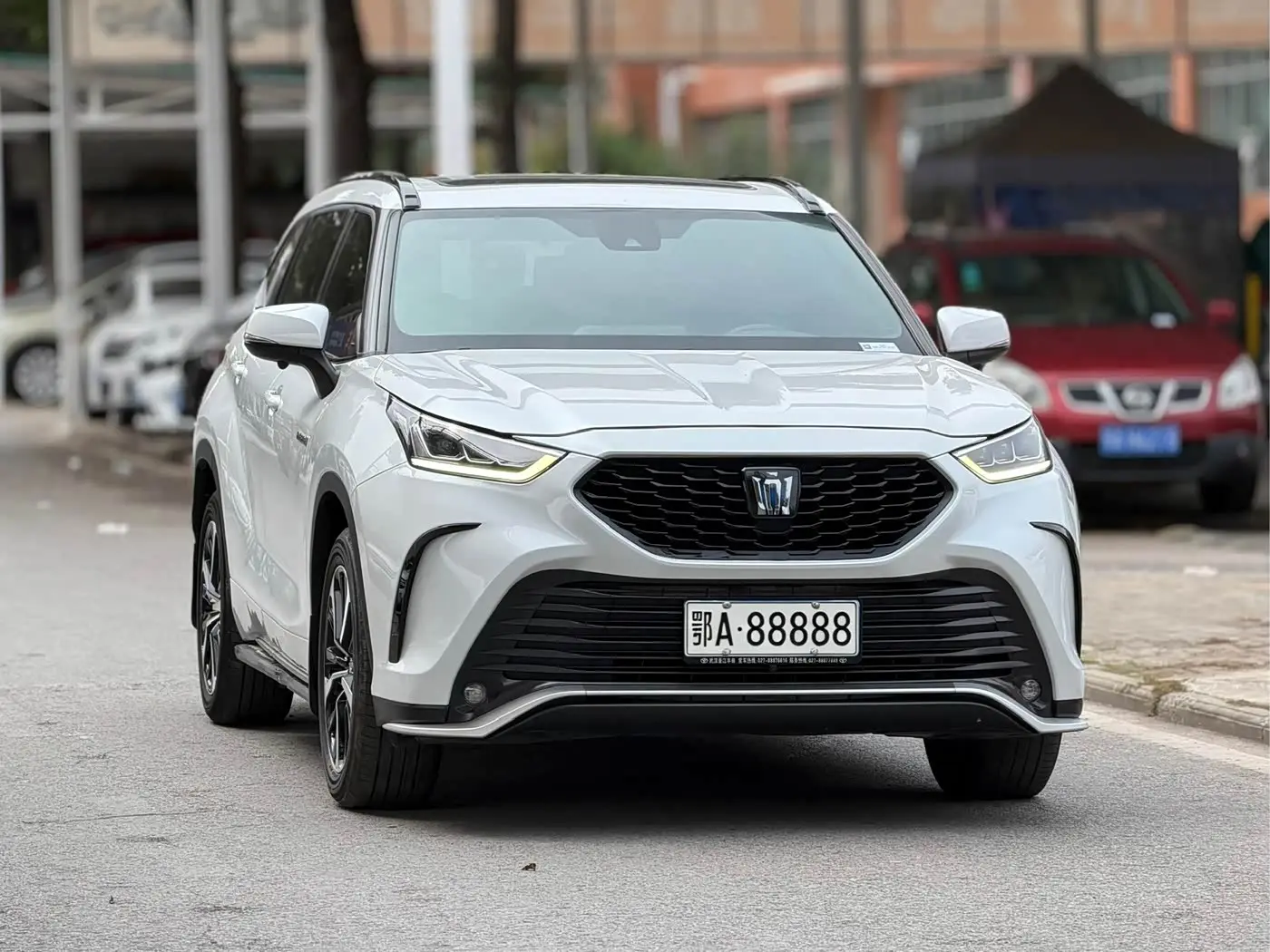 Toyota Crown Kluger 2022 — Şəkil 3/18
