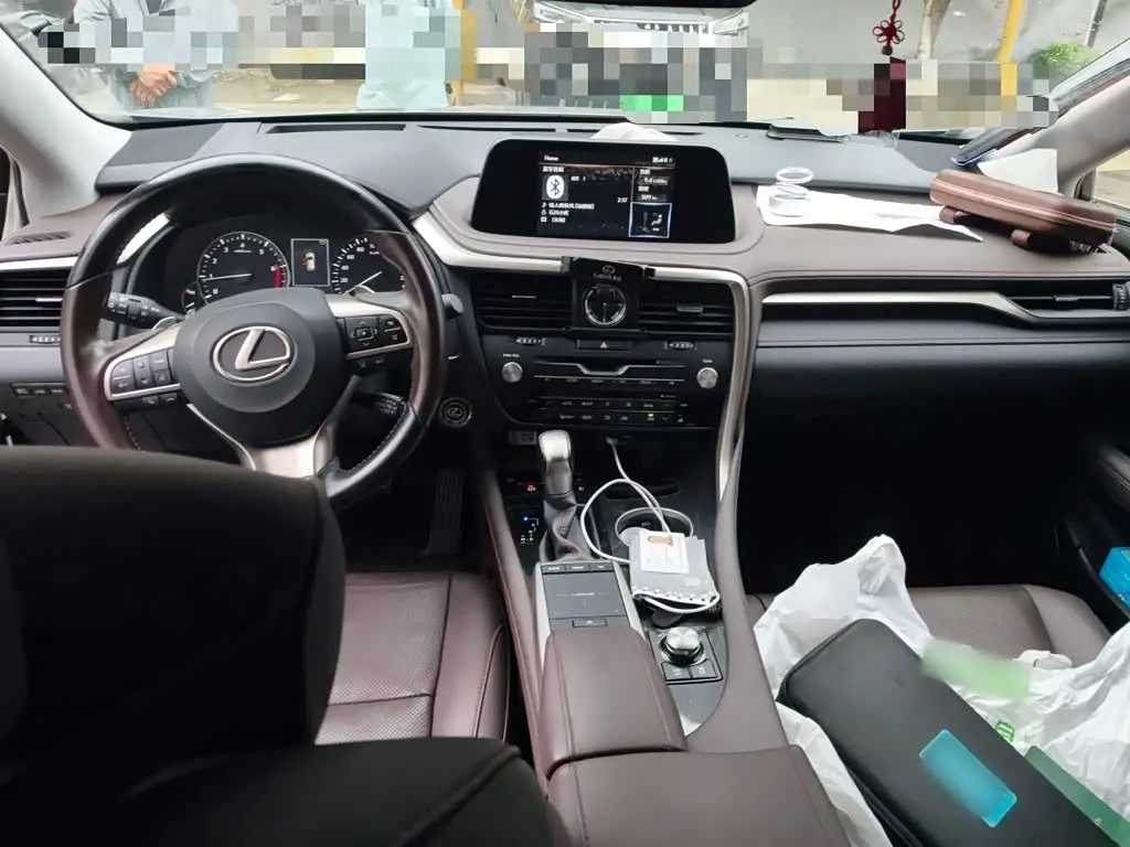 Lexus RX 2021 — Şəkil 10/20