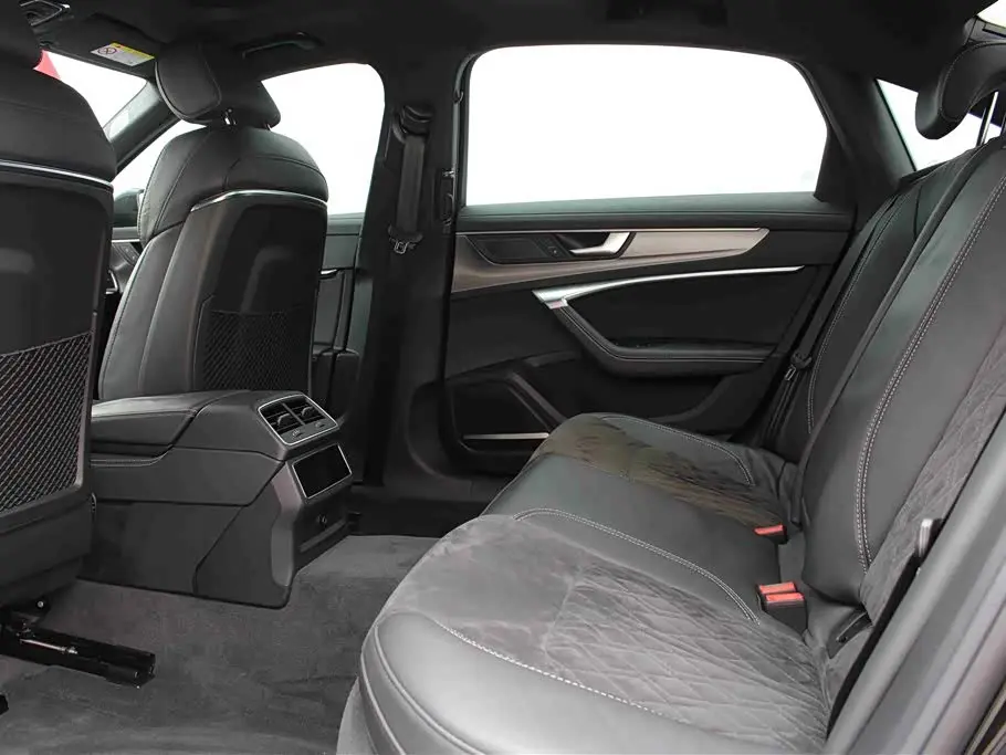 Audi A6L 2021 — Photo 16/16