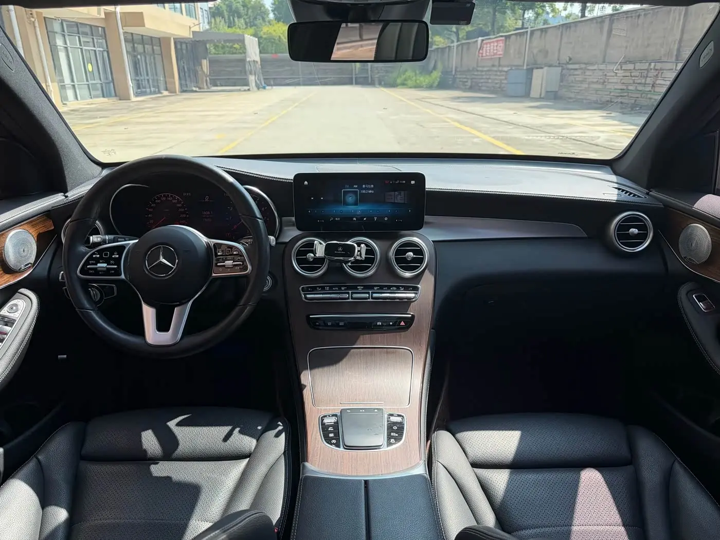 Mercedes-Benz GLC 2020 — Фото 4/12