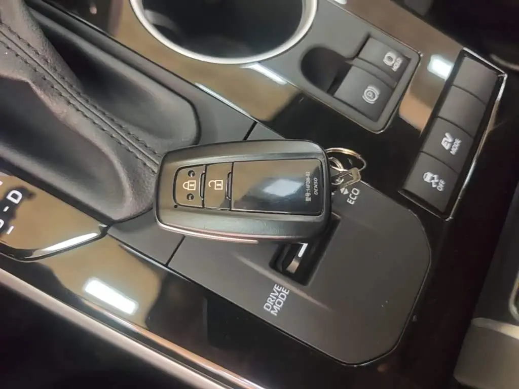 Toyota Highlander 2024 — Photo 9/20