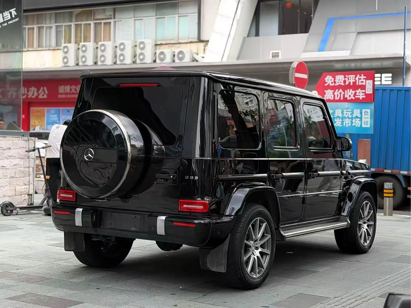 Mercedes-Benz G-Class AMG 2019 — Фото 10/19