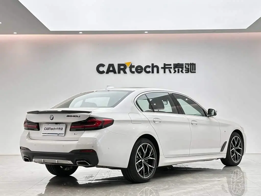 BMW 5 Series 2021 — Фото 5/16
