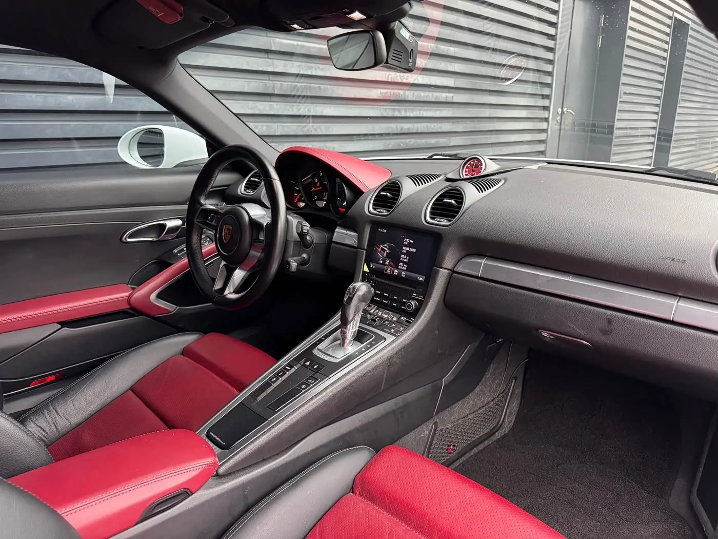 Porsche 718 2017 — Şəkil 16/20