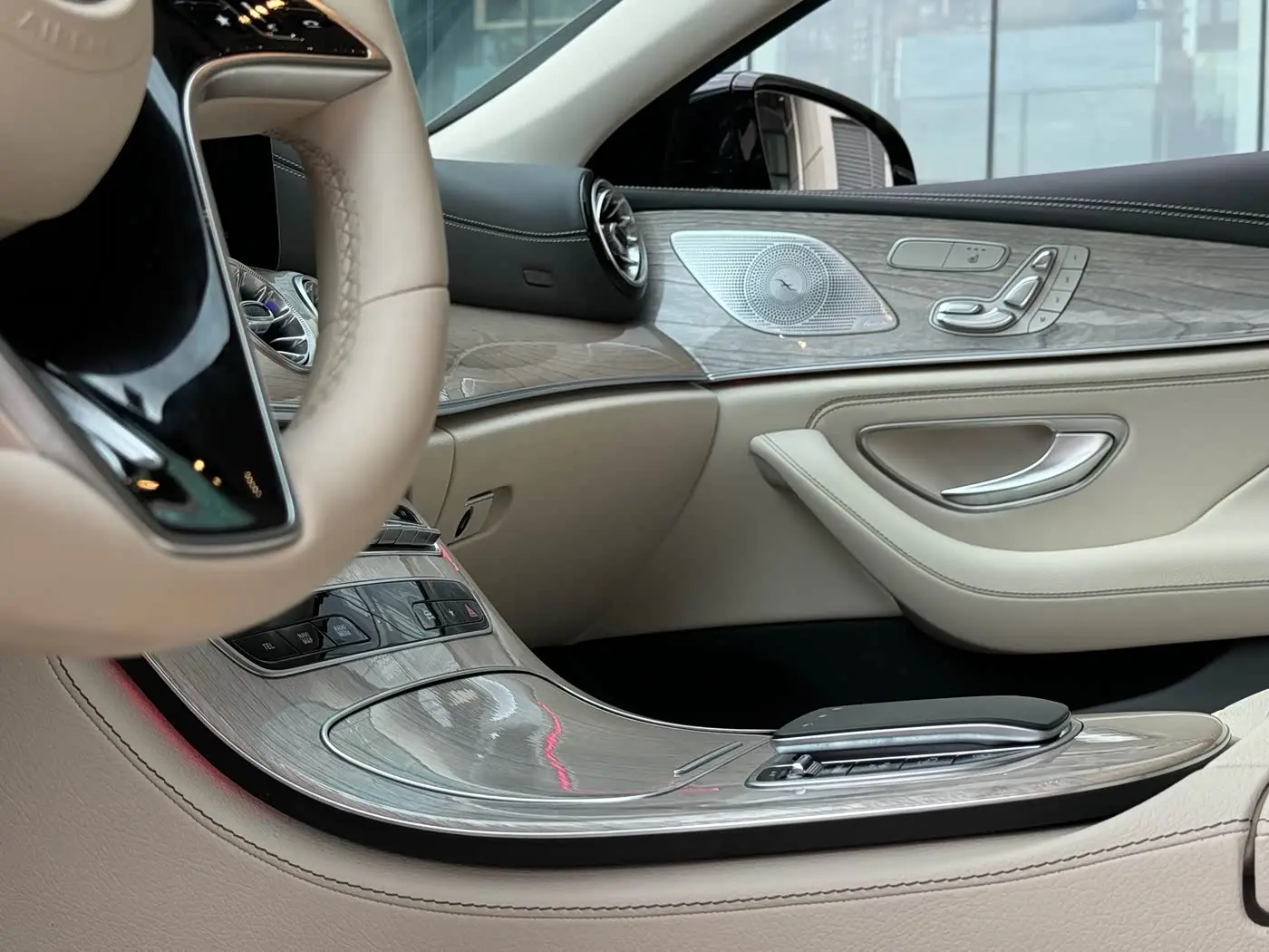 Mercedes-Benz CLS 2022 — Photo 11/20
