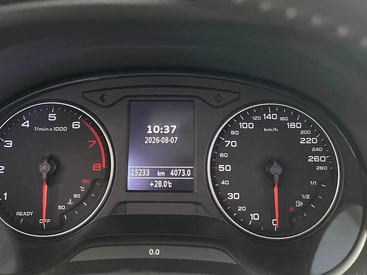 Audi Q2L 2022 — ფოტო 14/15