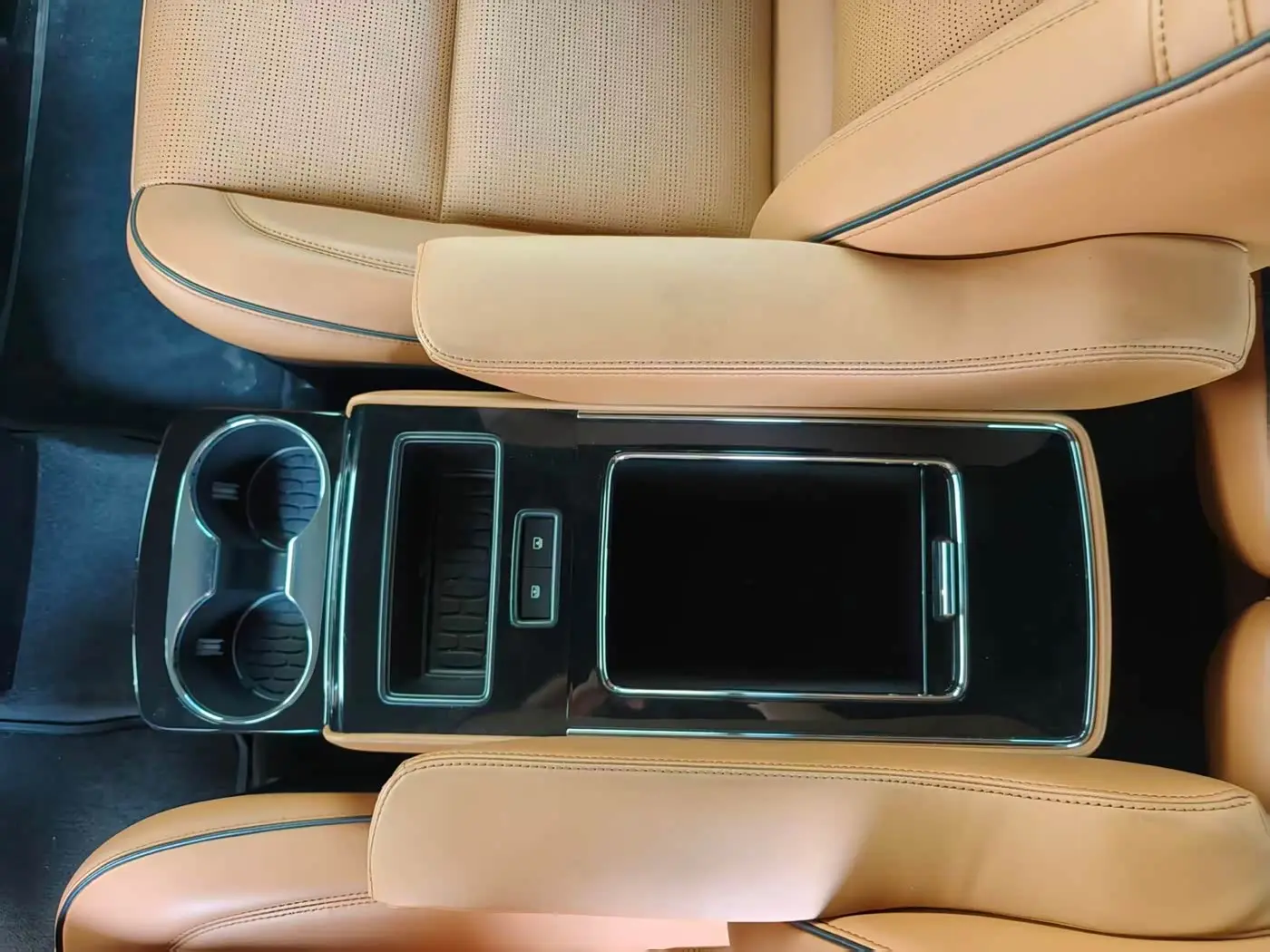 Lincoln Aviator 2026 — Şəkil 11/11