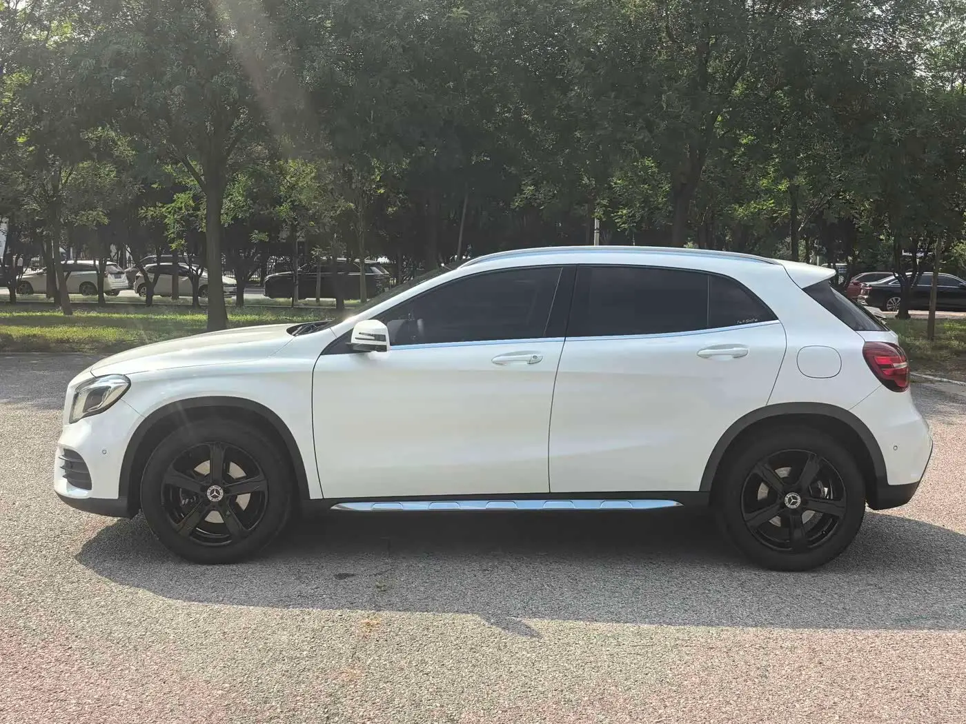 Mercedes-Benz GLA 2019 — Photo 4/16
