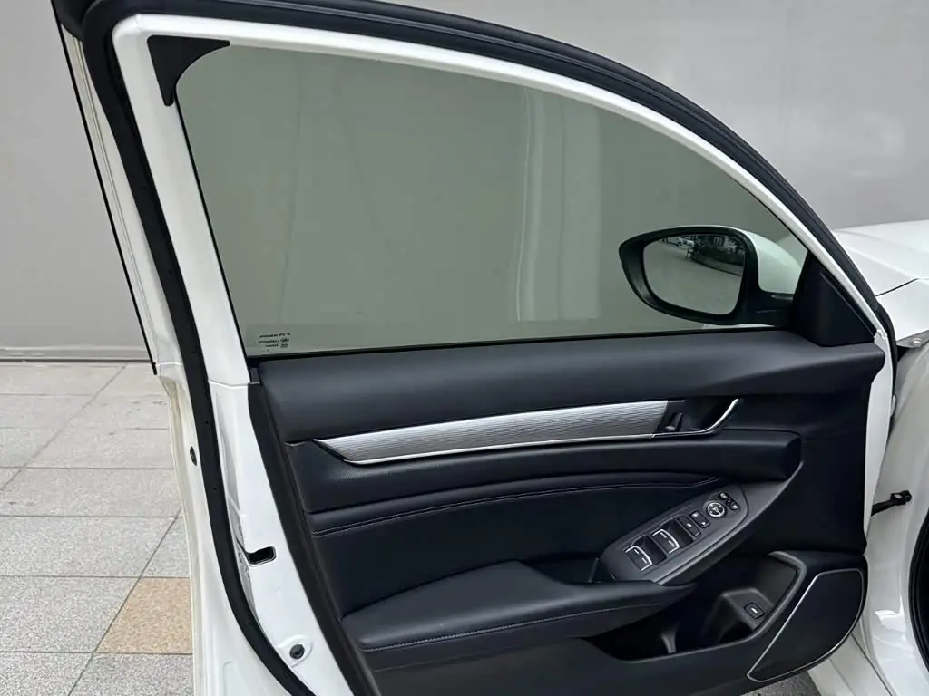 Honda Accord 2020 — Фото 12/14