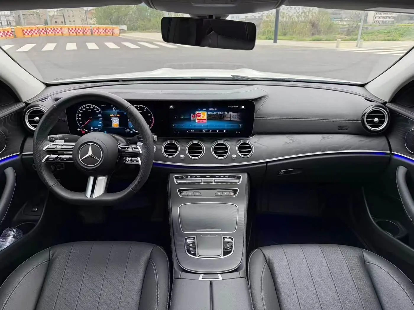 Mercedes-Benz E-Class 2024 — Şəkil 13/18