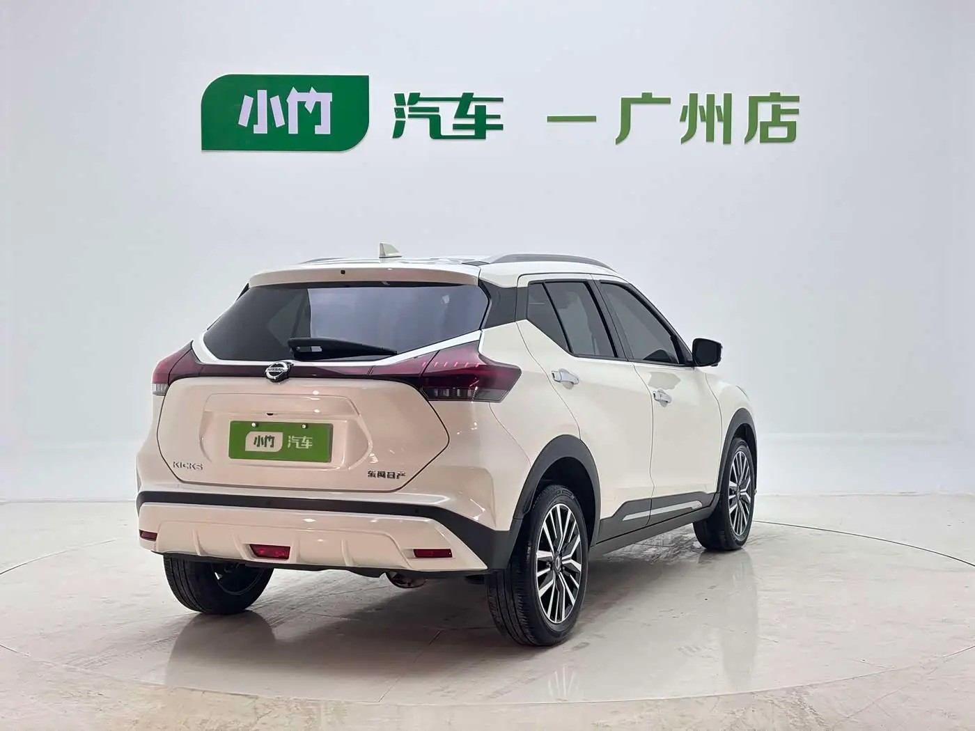Nissan Kicks 2022 — Фото 8/20