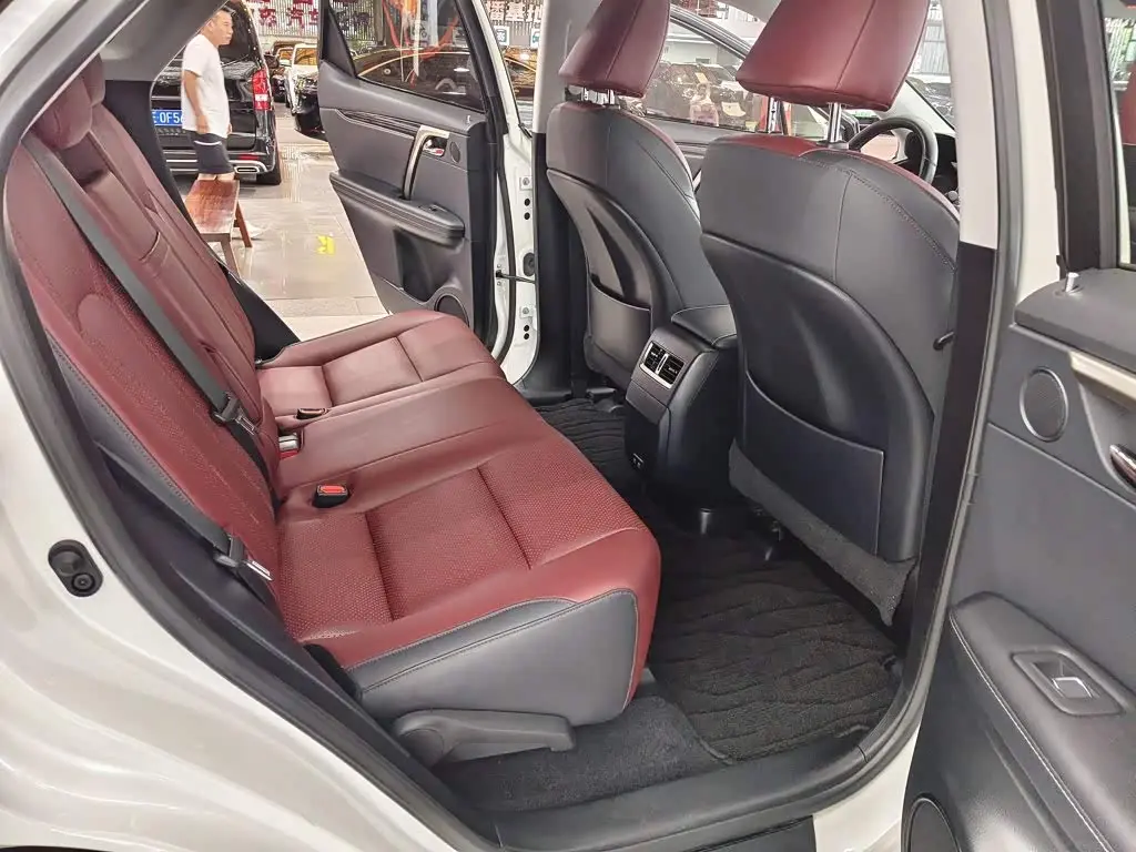 Lexus RX 2022 — Фото 12/20