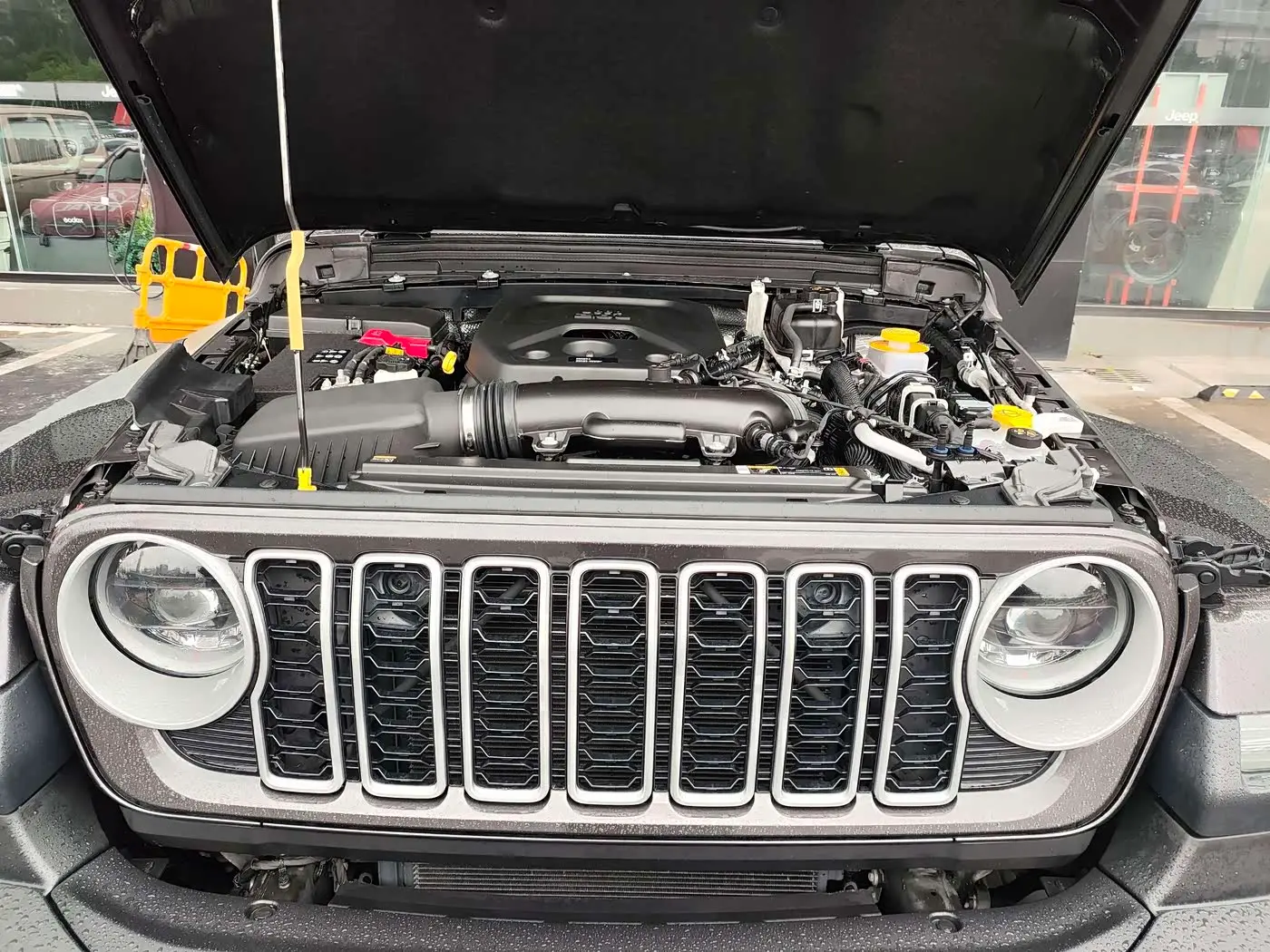 Jeep Wrangler 2025 — Photo 19/19