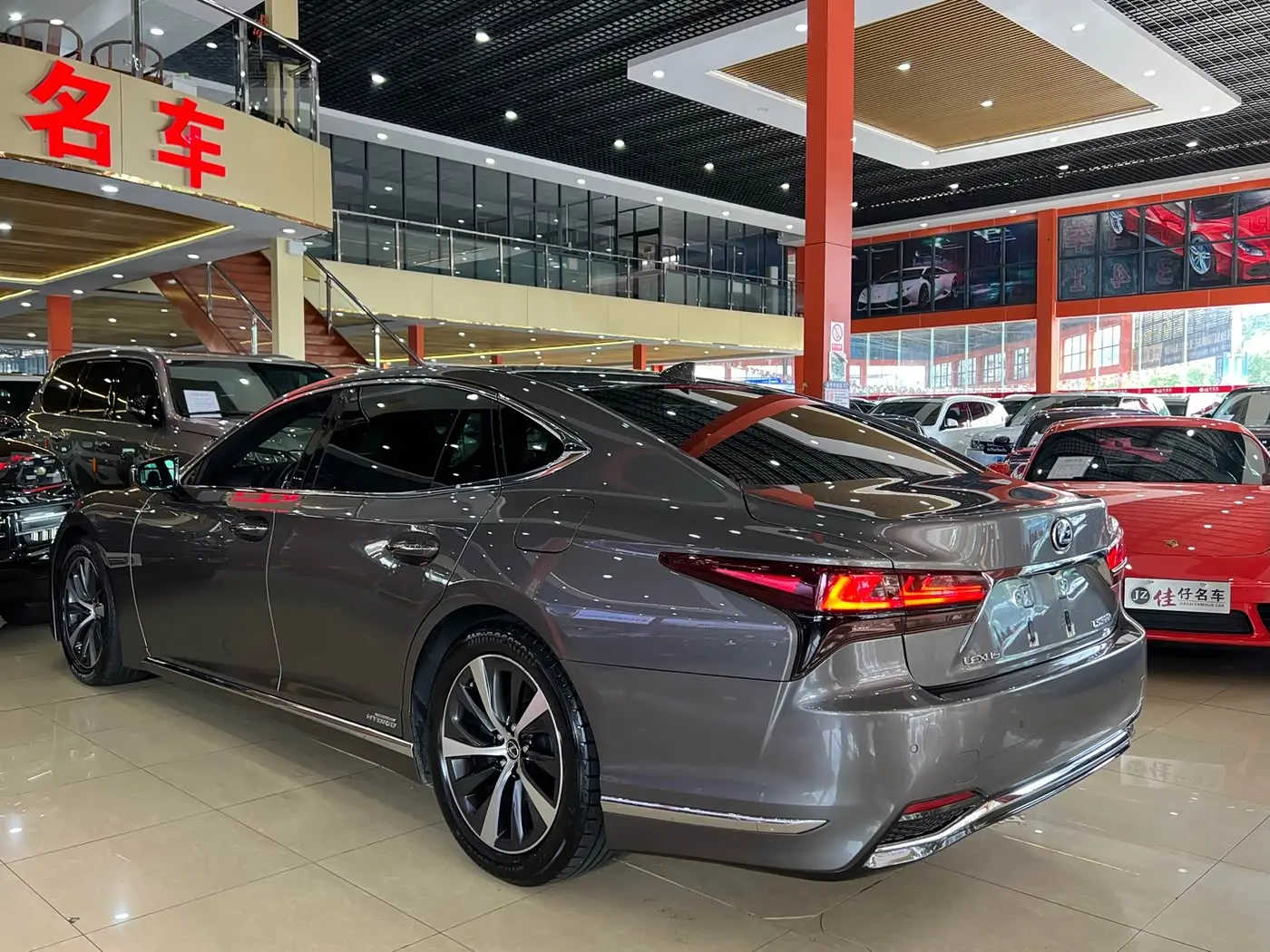 Lexus LS 2021 — Şəkil 6/14