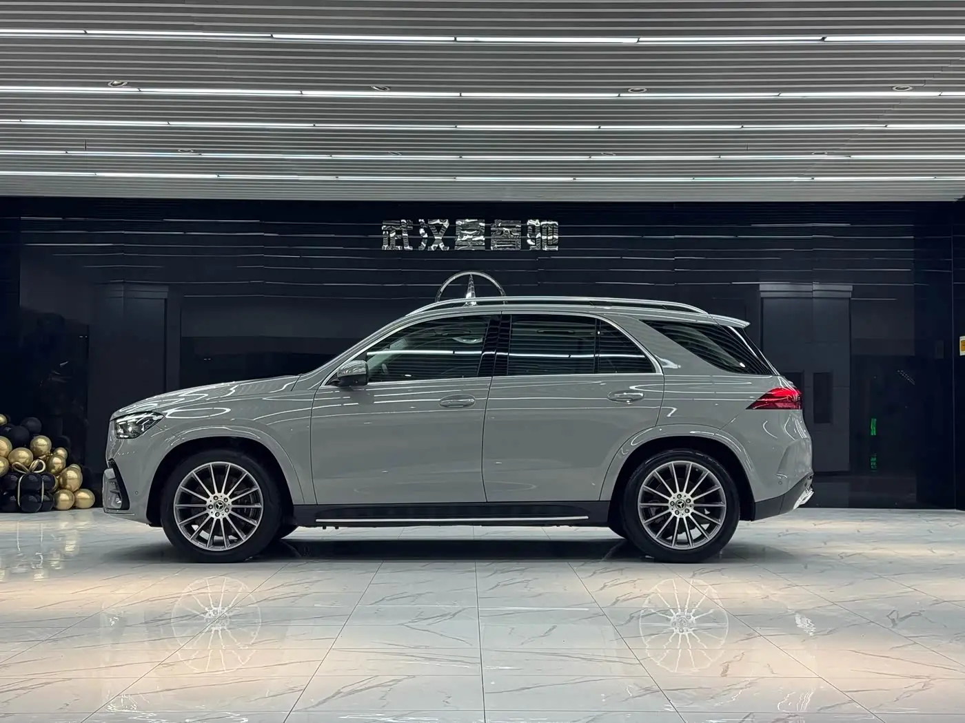 Mercedes-Benz GLE 2023 — ფოტო 4/19