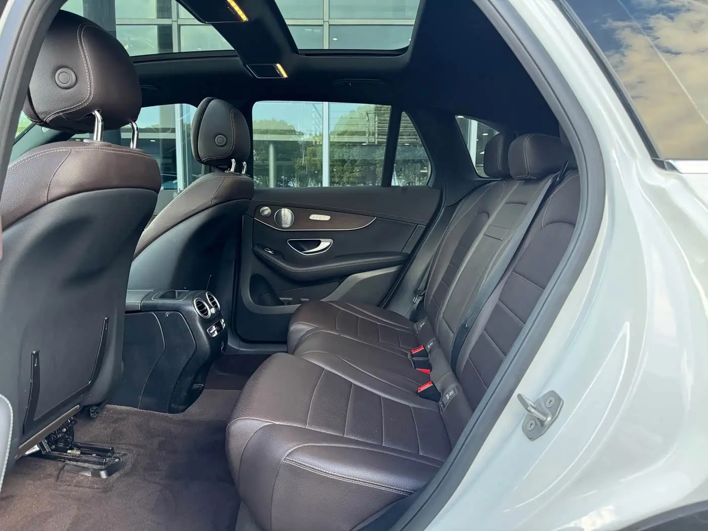 Mercedes-Benz GLC 2021 — Şəkil 16/17