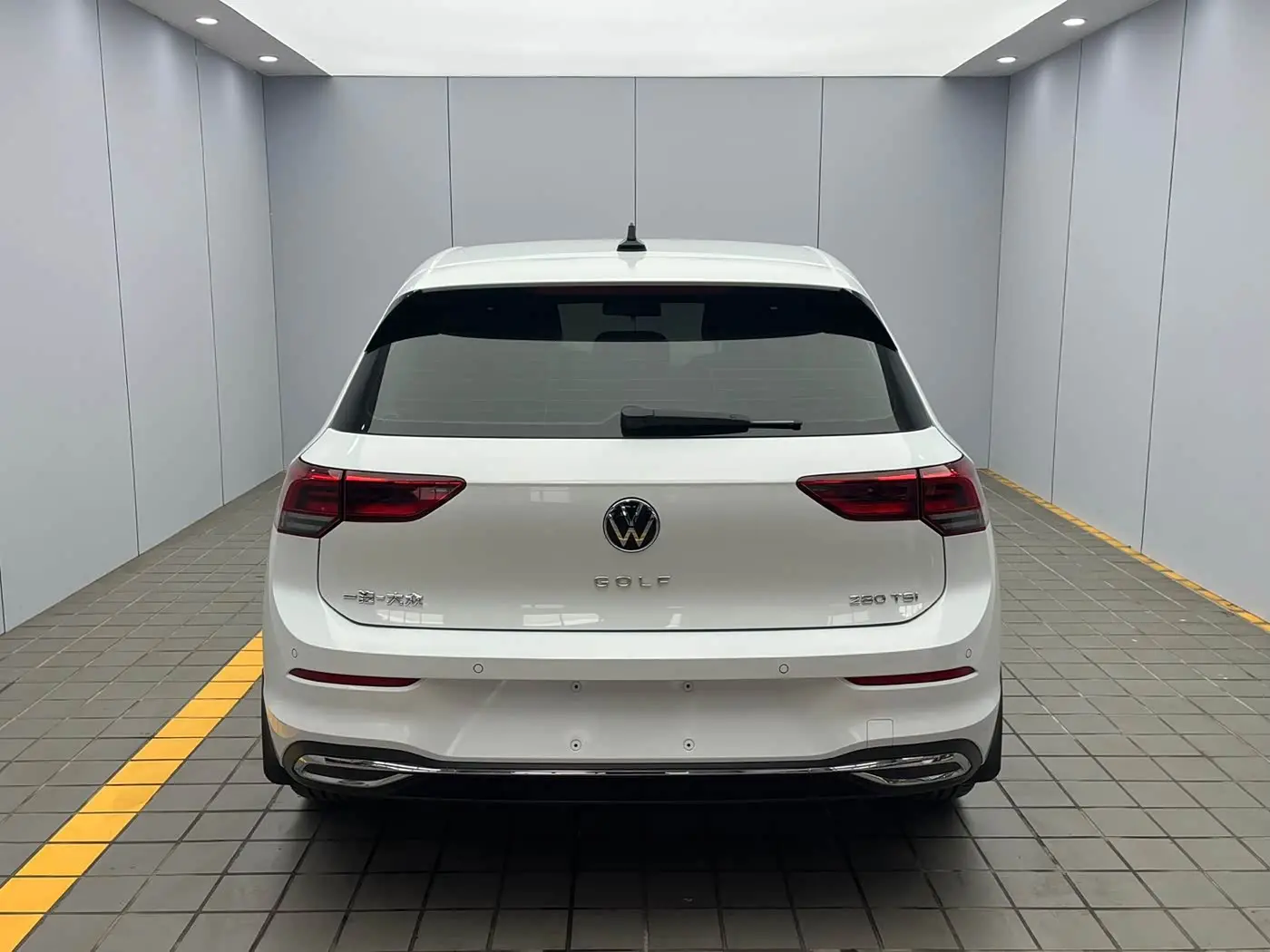 Volkswagen Golf 2022 — Photo 5/20
