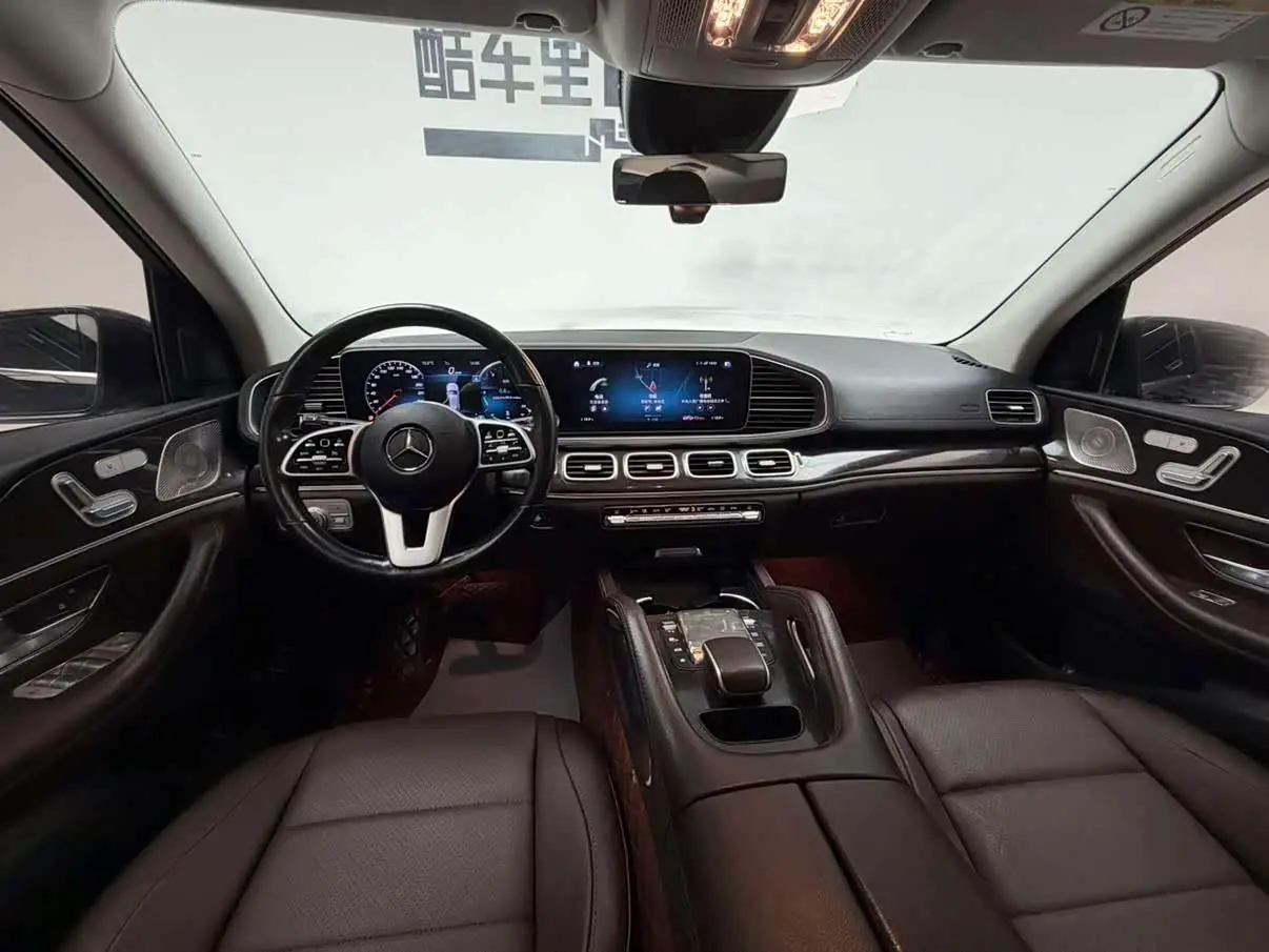 Mercedes-Benz GLE 2021 — Фото 16/18