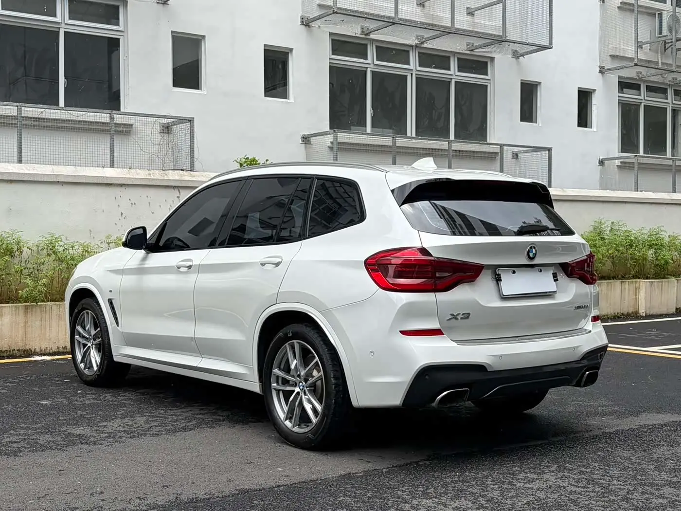 BMW X3 2018 — Фото 11/16