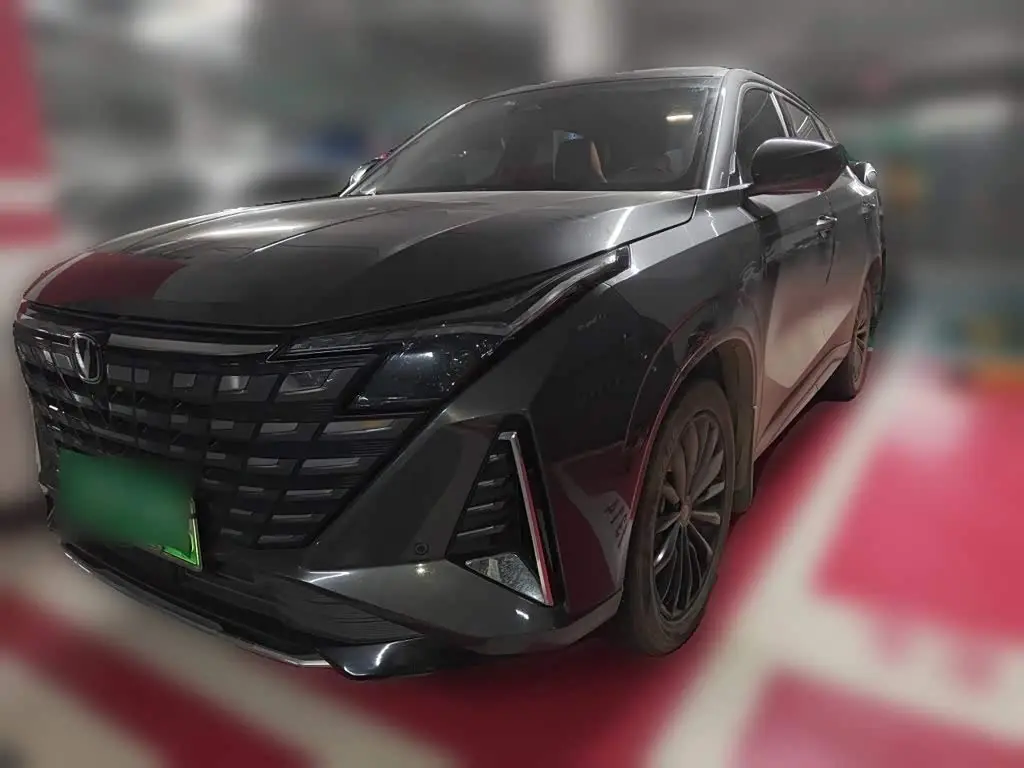Changan UNI-Z New Energy 2024 — Photo 1/20