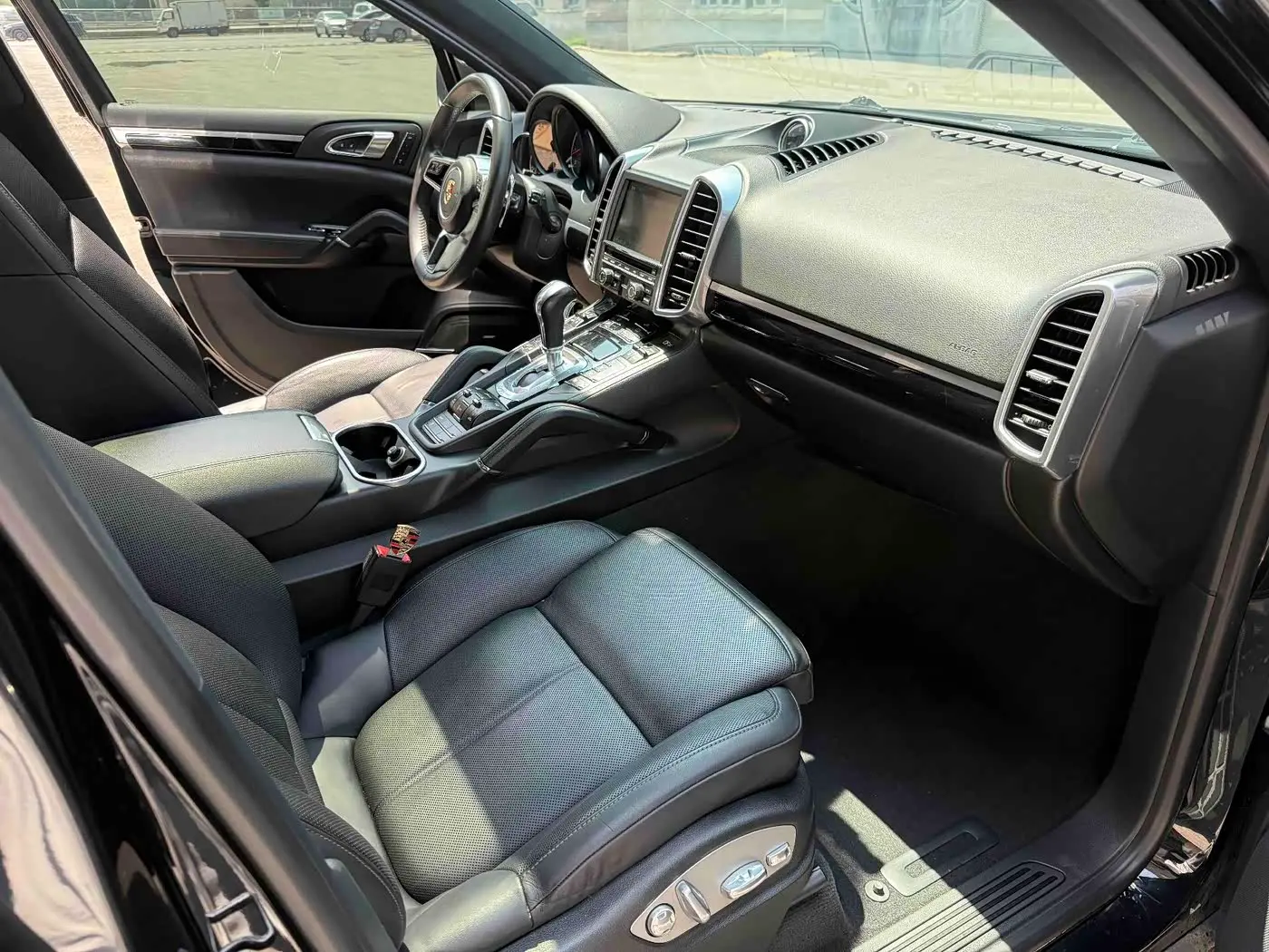 Porsche Cayenne 2014 — Photo 15/20