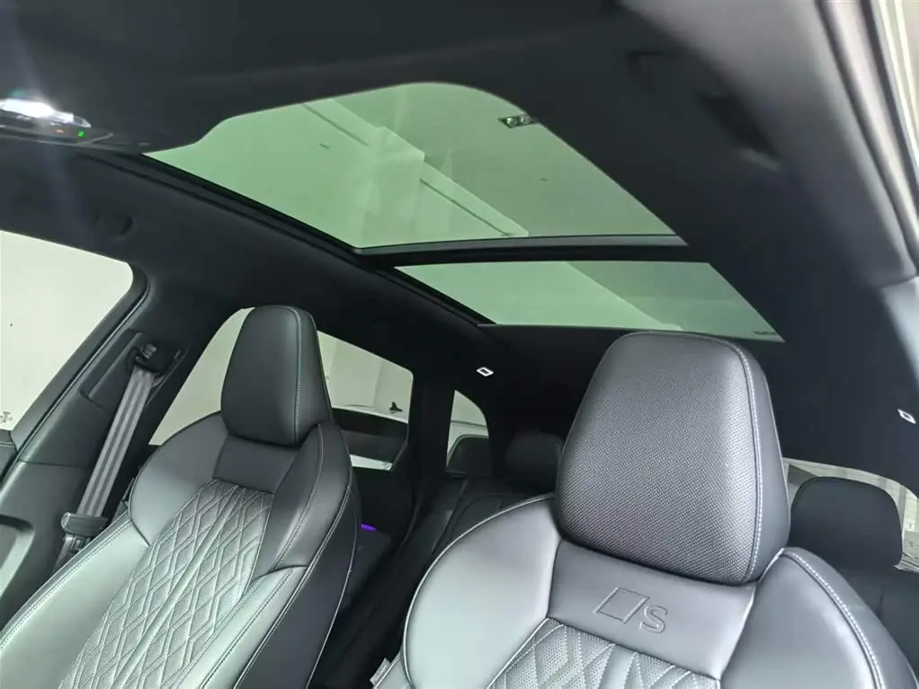 Audi Q5L 2026 — ფოტო 9/18