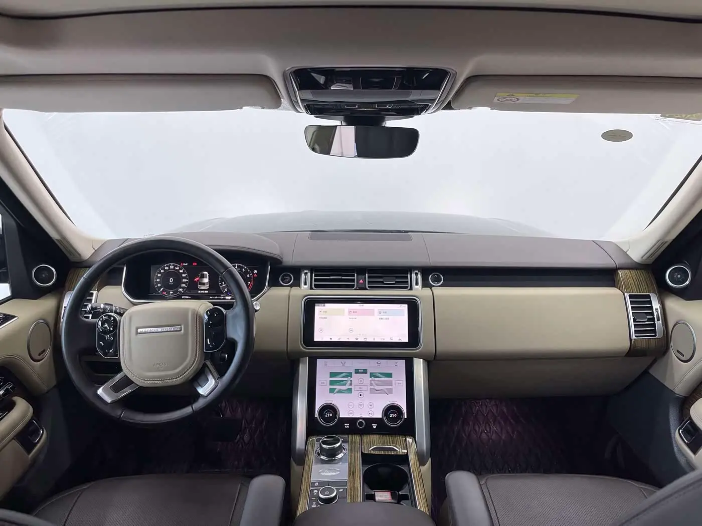 Land Rover Range Rover 2018 — Şəkil 13/20