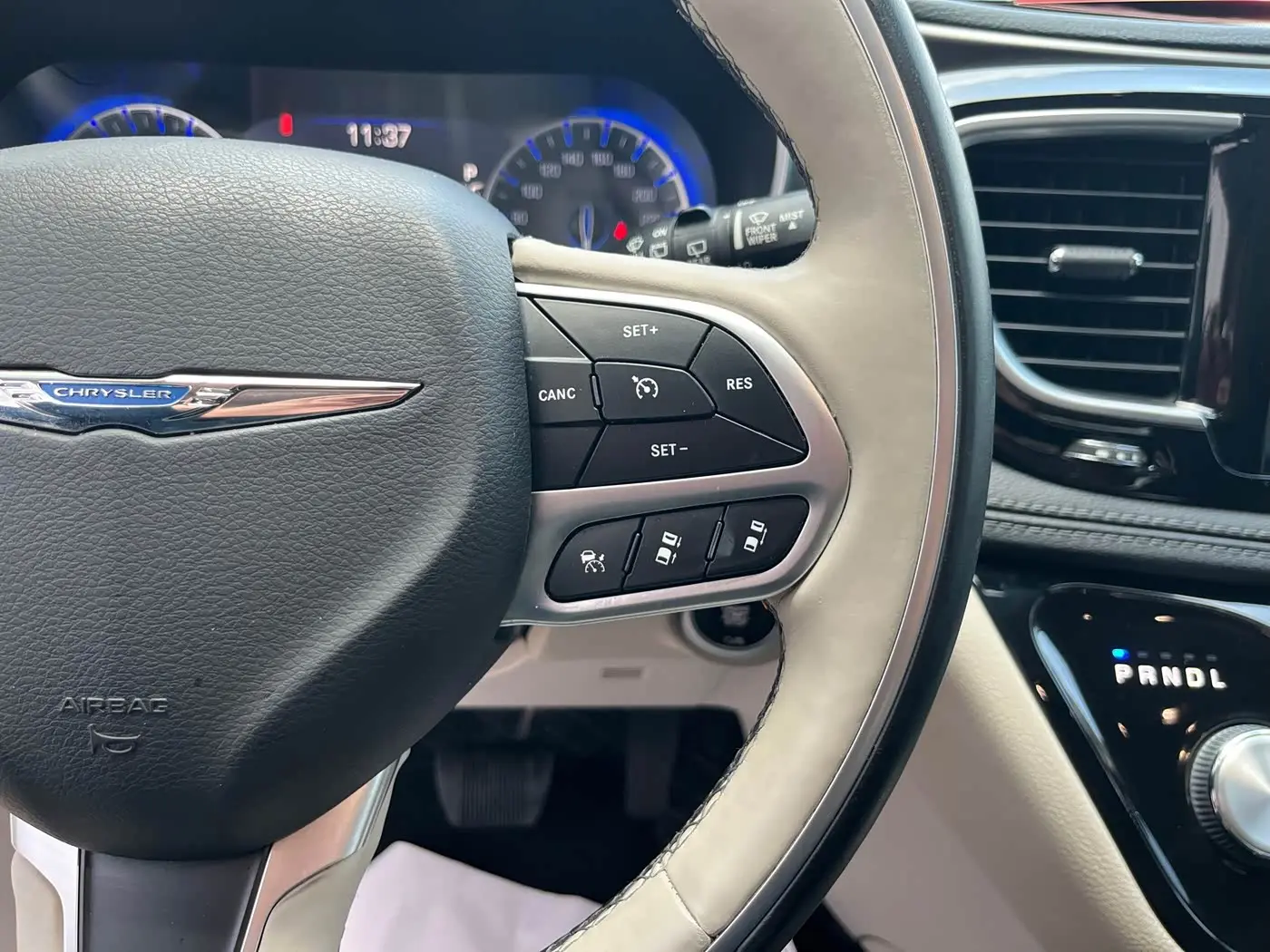 Chrysler Grand Voyager 2019 — ფოტო 13/20