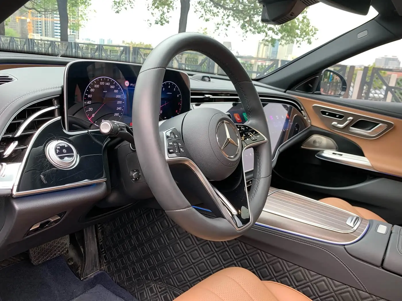 Mercedes-Benz E-Class 2024 — Şəkil 18/20