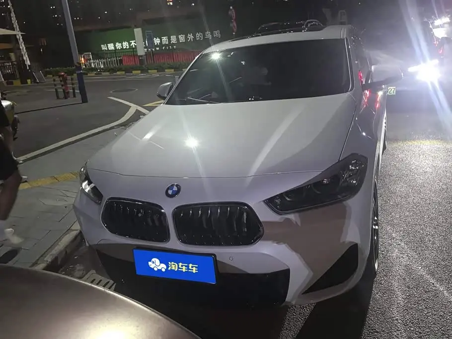BMW X2 2022 — Фото 2/16
