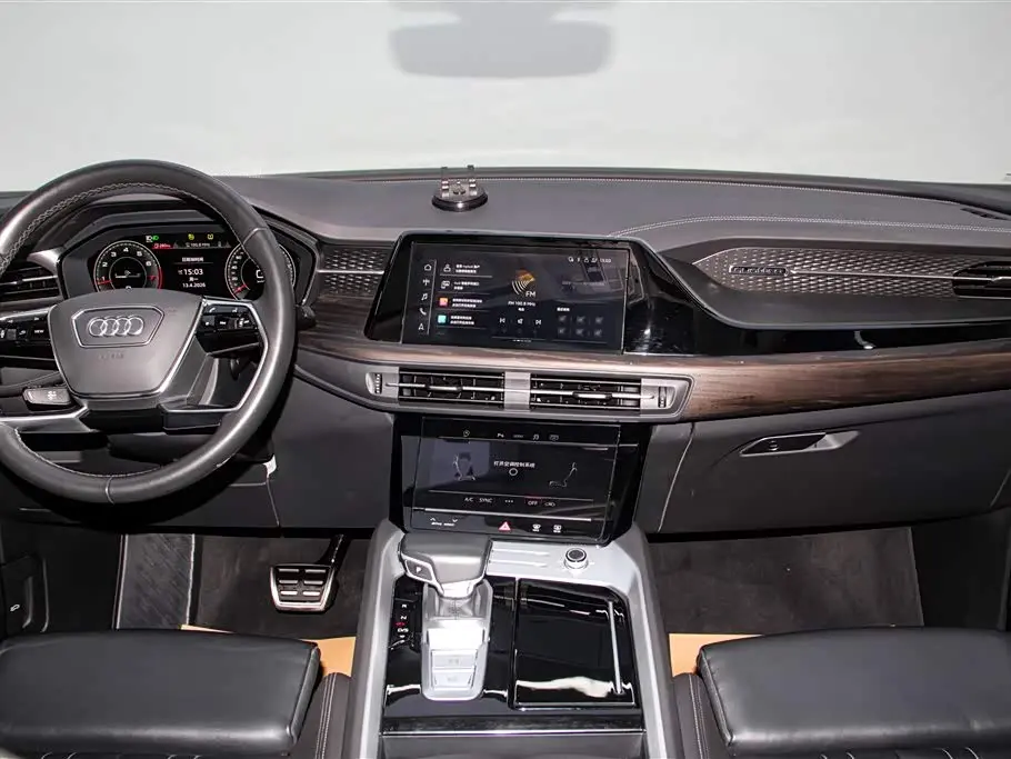 Audi Q6 2024 — Şəkil 13/20