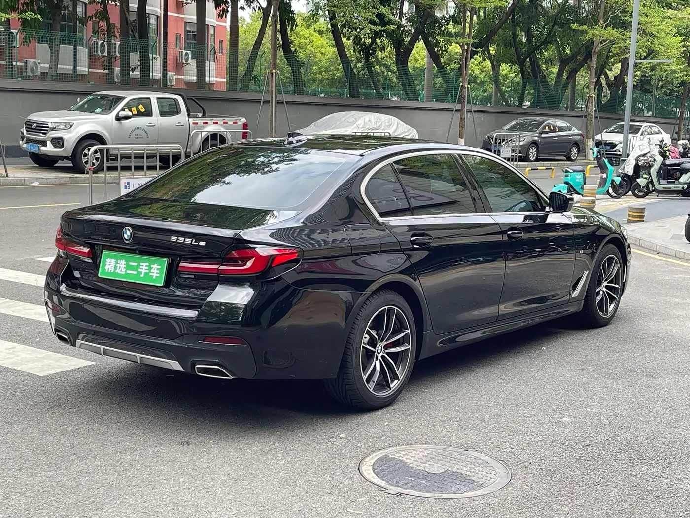 BMW 5 Series New Energy 2021 — Photo 7/17