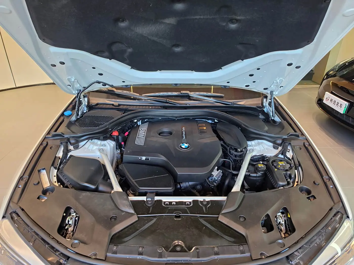BMW 5 Series 2020 — Şəkil 15/19