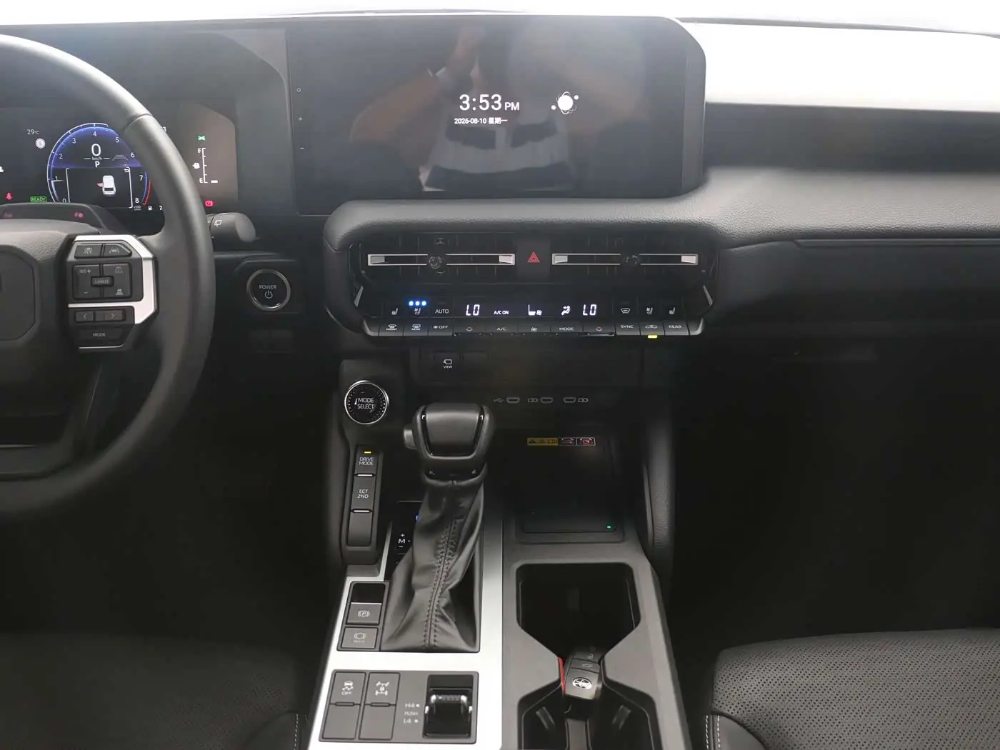 Toyota Prado 2025 — Photo 8/16