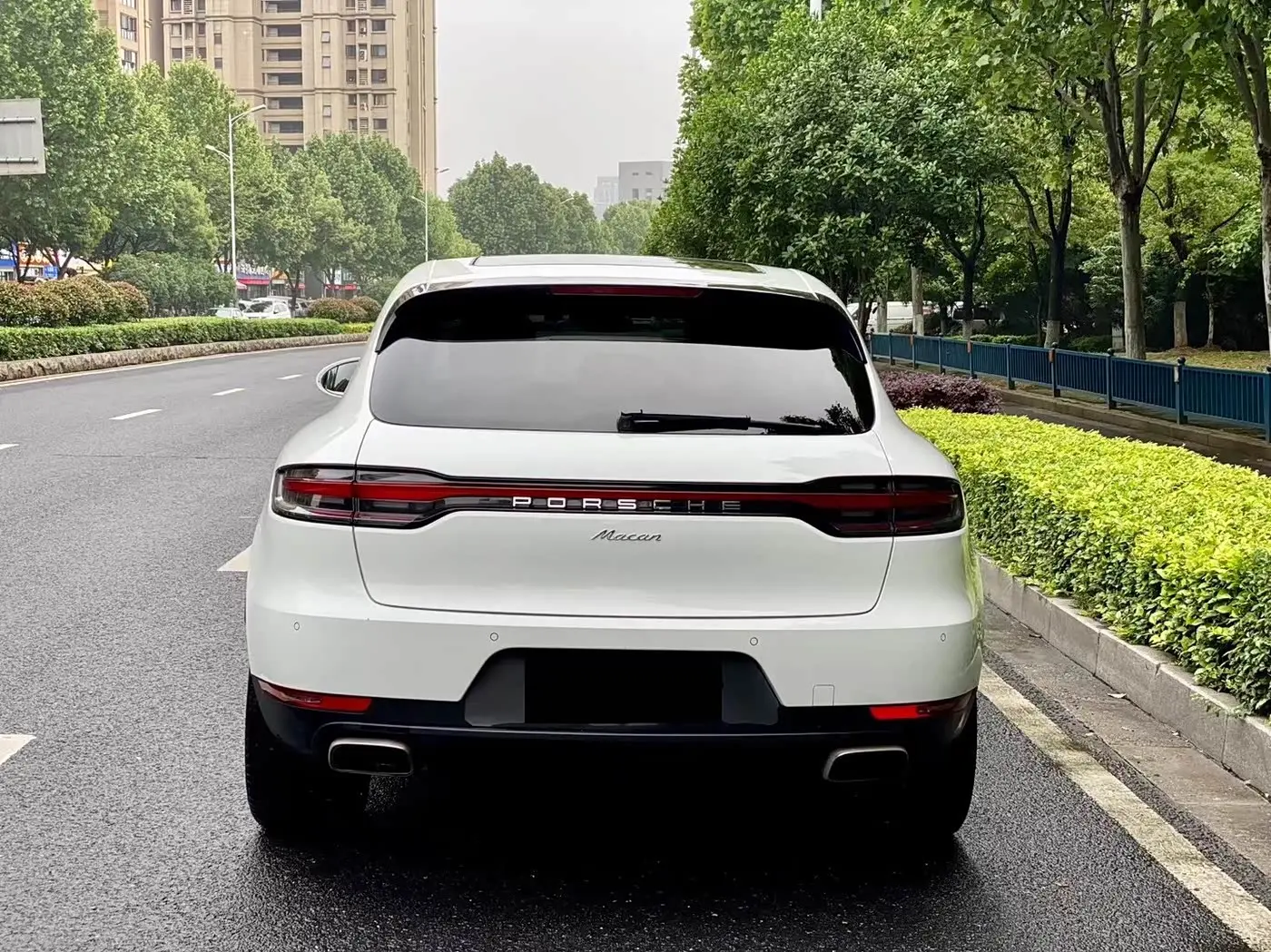 Porsche Macan 2020 — Фото 7/9