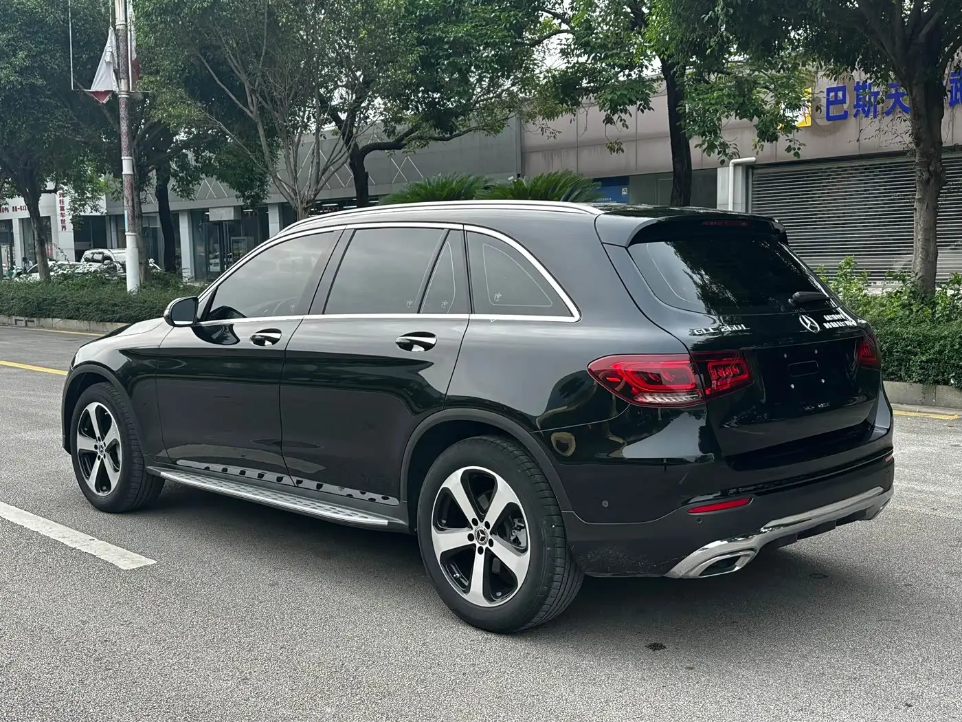 Mercedes-Benz GLC 2022 — Photo 9/11