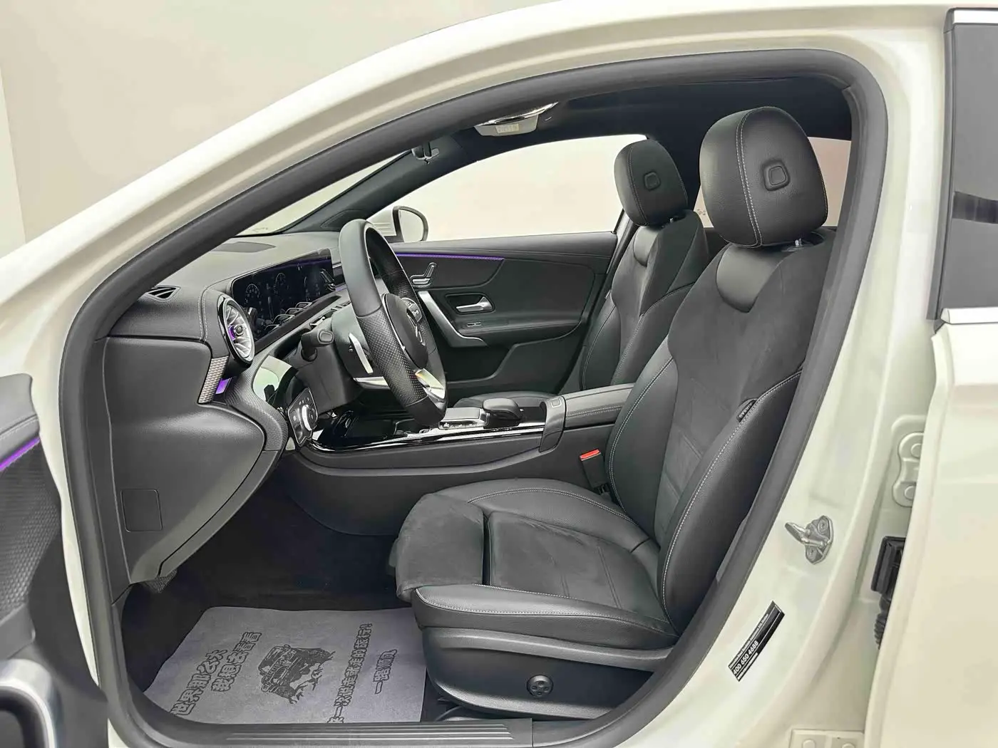 Mercedes-Benz A-Class 2022 — Фото 7/9