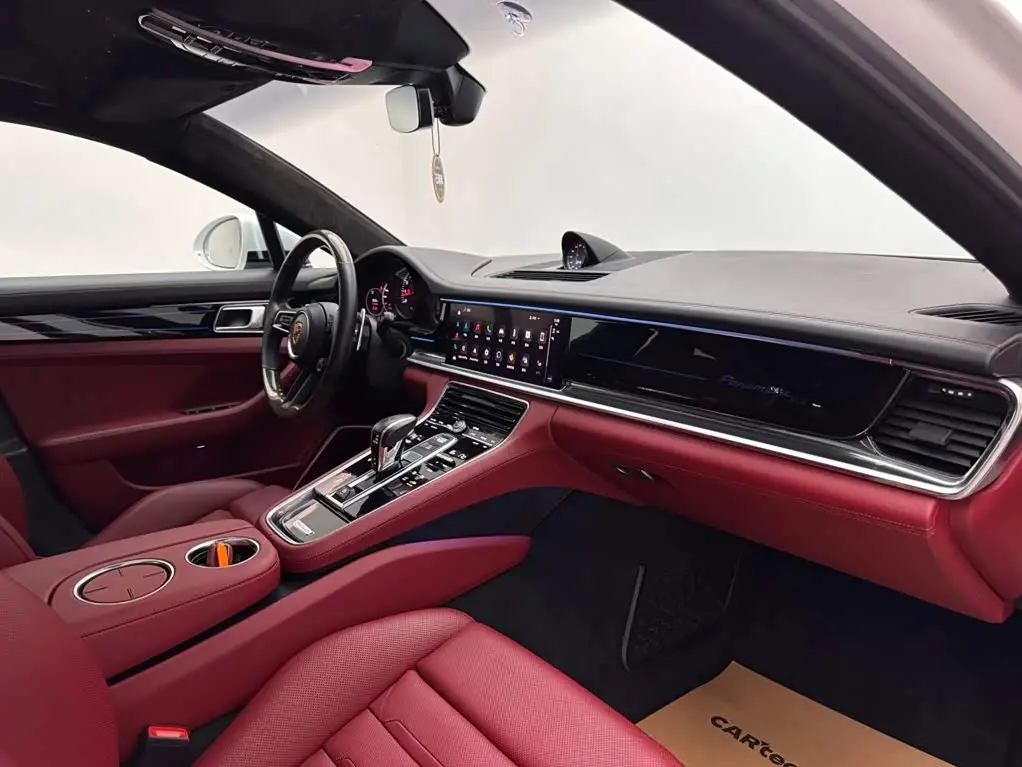 Porsche Panamera 2022 — Фото 11/20
