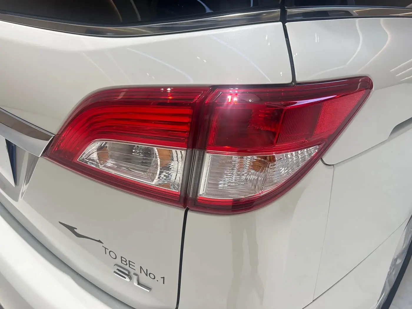 Nissan Quest 2016 — Şəkil 14/20