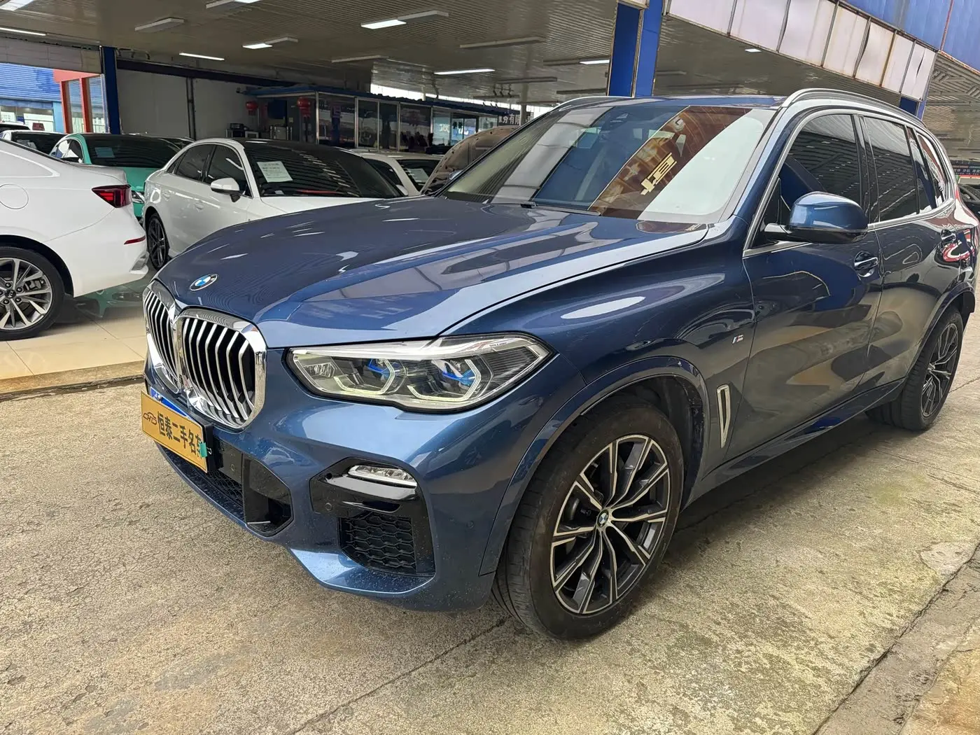 BMW X5 2020 — Photo 2/9