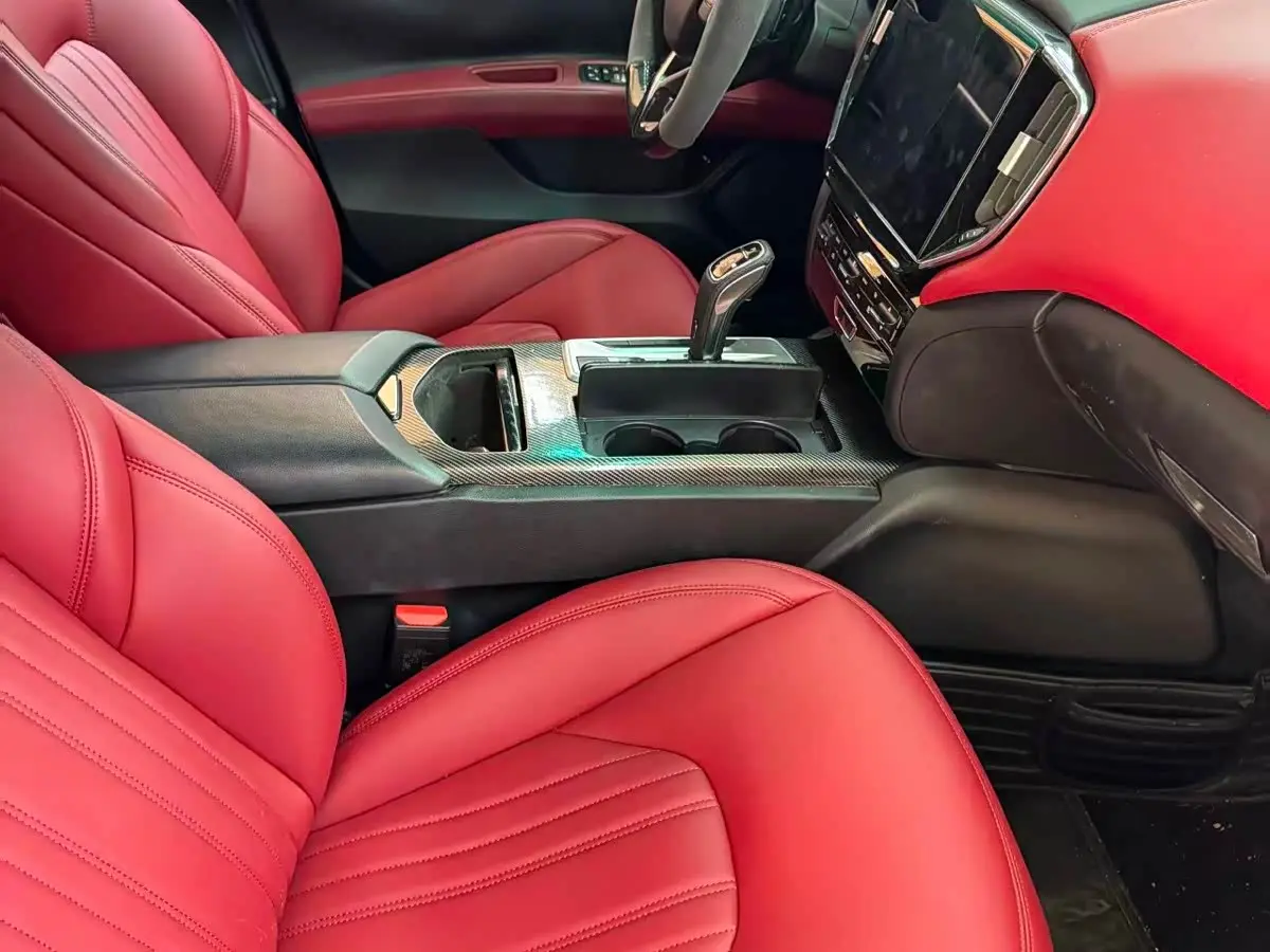 Maserati Ghibli 2015 — Photo 3/9