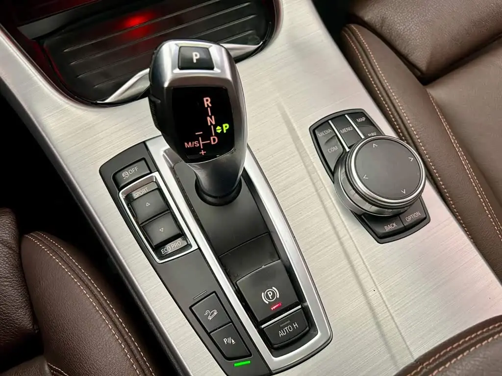 BMW X4 2017 — Фото 10/20
