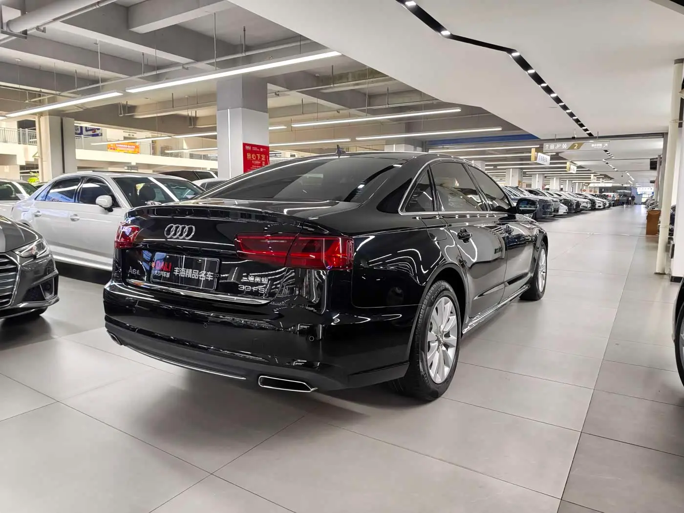 Audi A6L 2017 — Photo 12/14