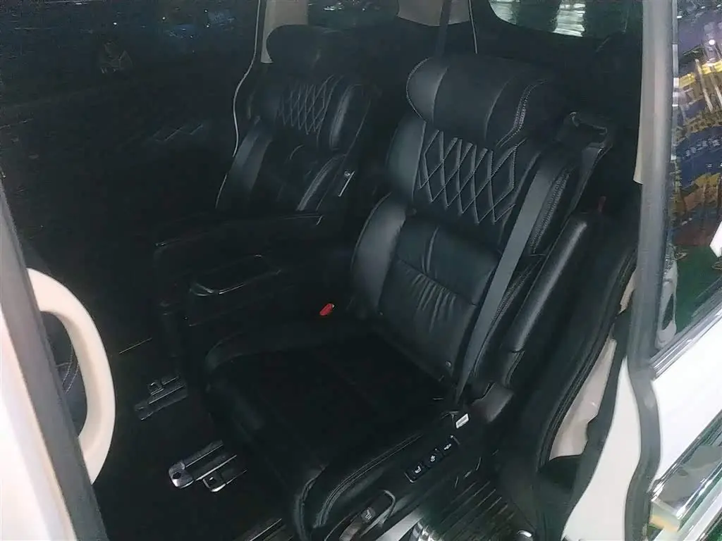 Honda Elysion 2021 — Photo 13/20