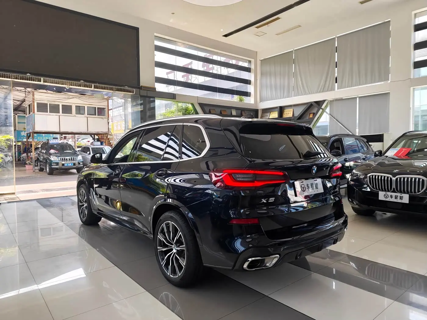 BMW X5 2023 — Photo 4/15
