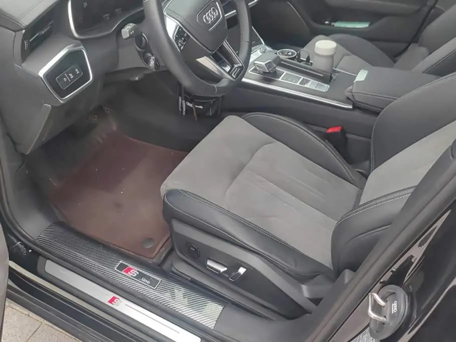 Audi A6L 2024 — Photo 9/16